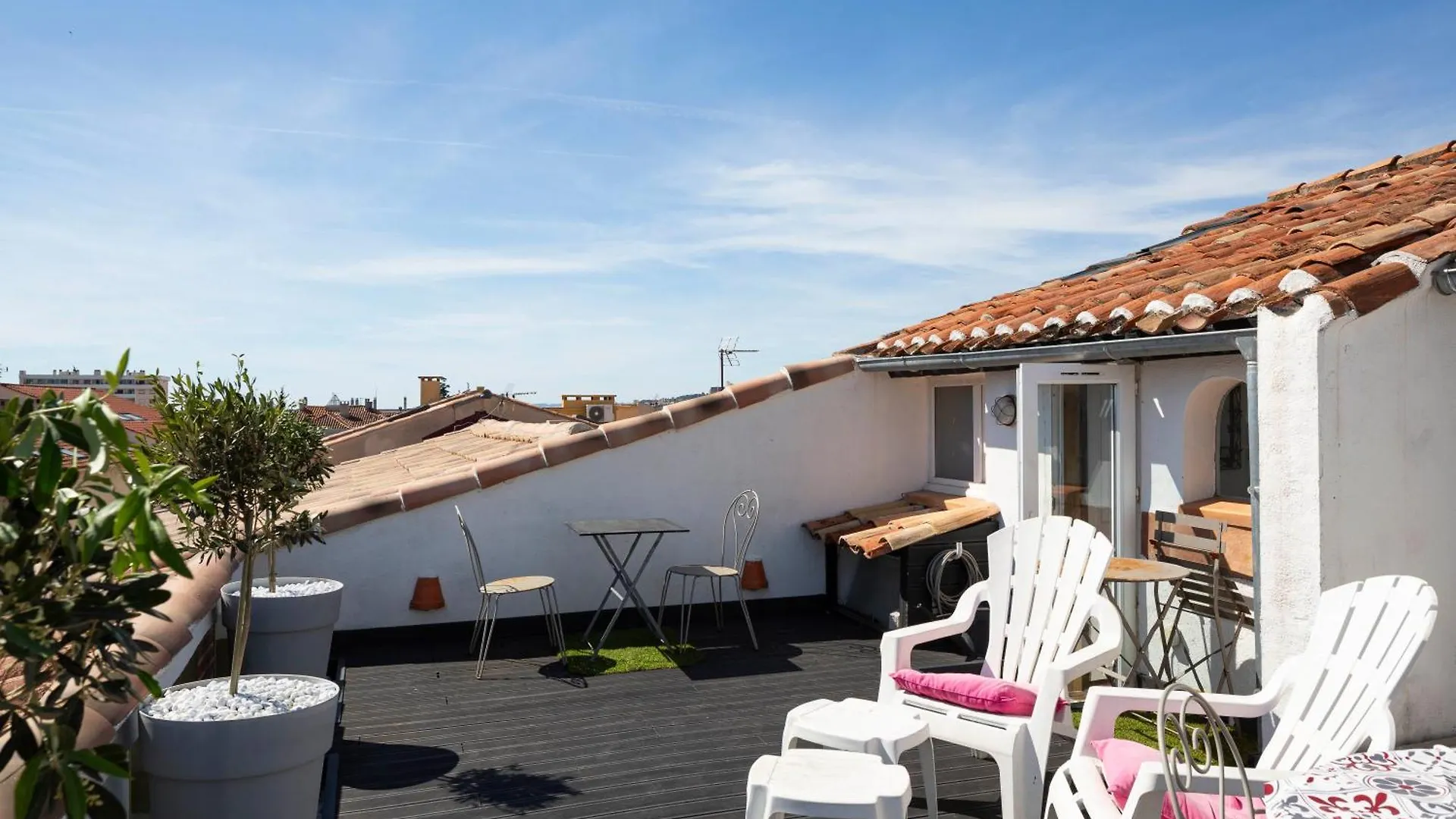 Studio Duplex Avec Terrasse Apartment Marseille