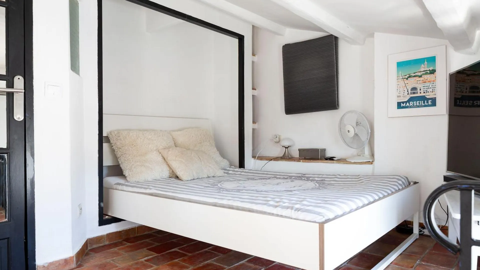 Studio Duplex Avec Terrasse Apartment Marseille France